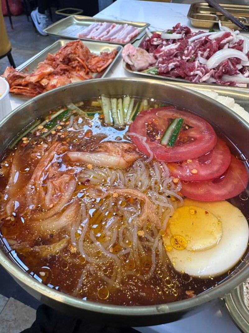 百货超市：新时代购物选择的便捷与多元