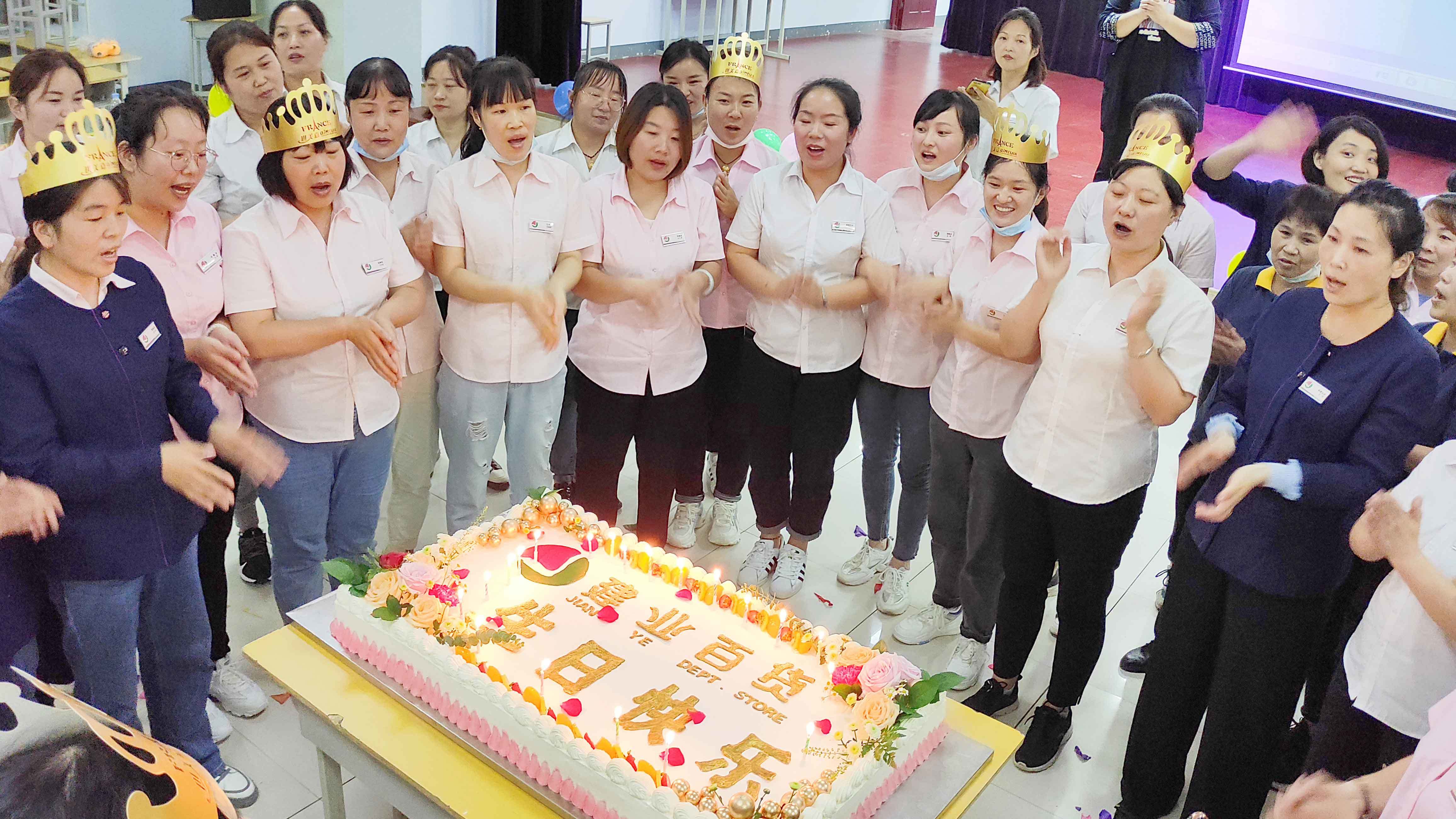 豐富多彩的(de)文(wén)化活動