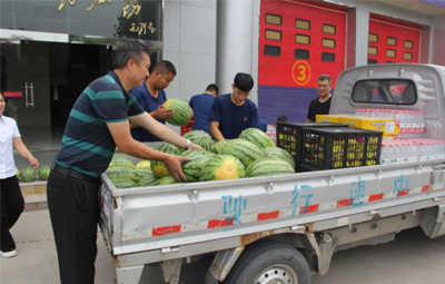 衛輝組織消防官兵慰問活動